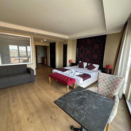 Budget Friendly Rooms Taksim Istanbul Exteriör bild